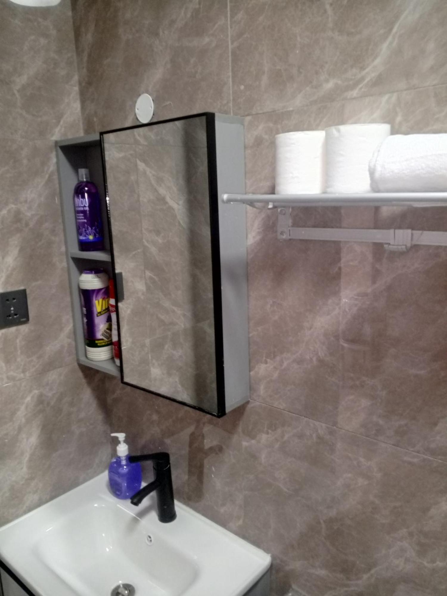 Luxury Studio Apartment, Kilimani, George Padmore Road - Opulence Stays Nairobi Luaran gambar